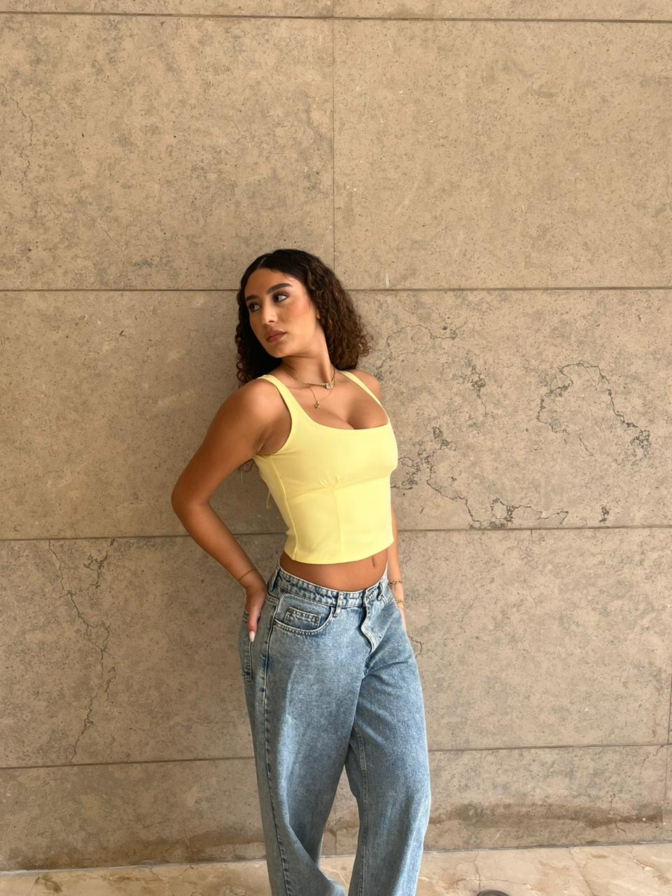 Camié in Yellow